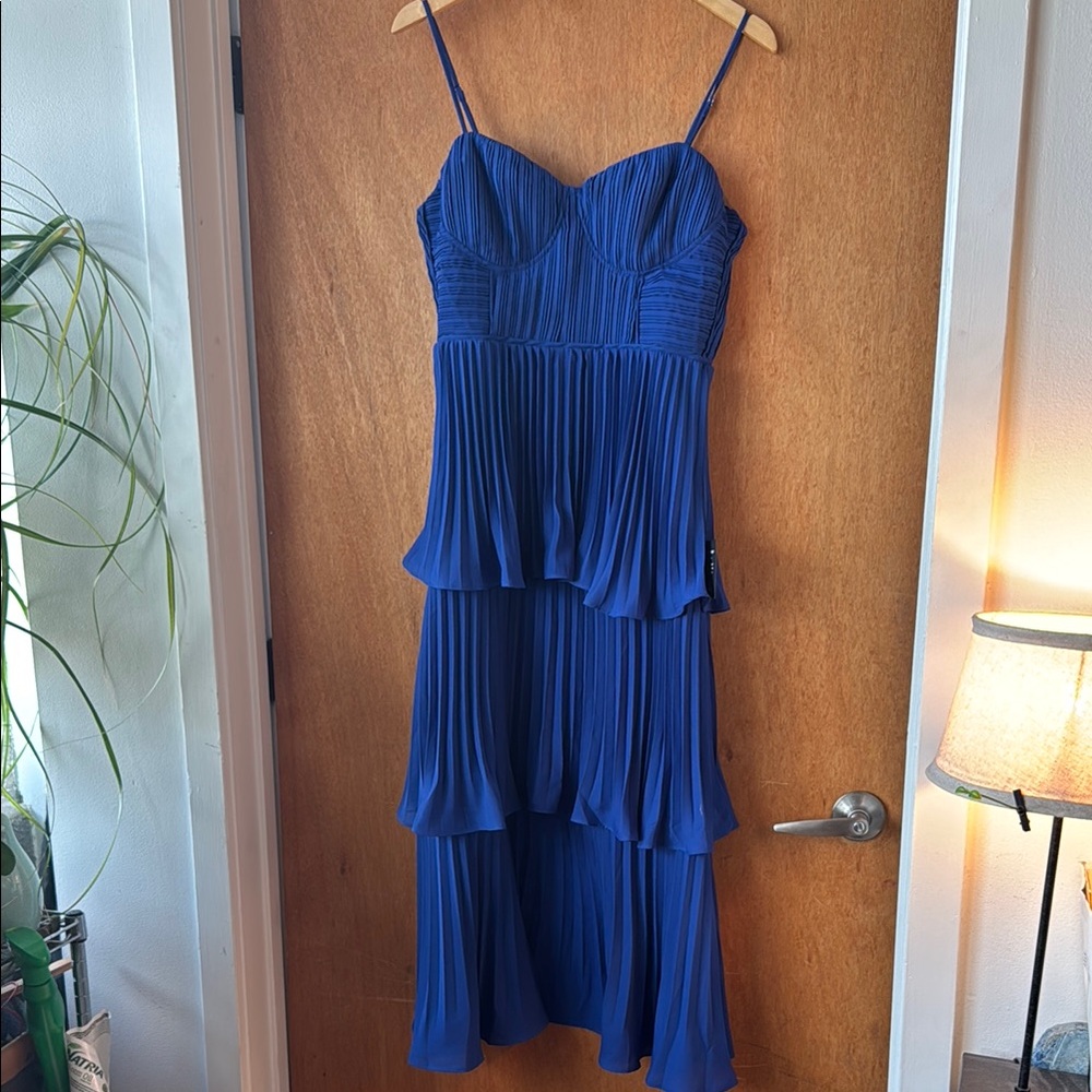 Elegant Blue Pleated Dress